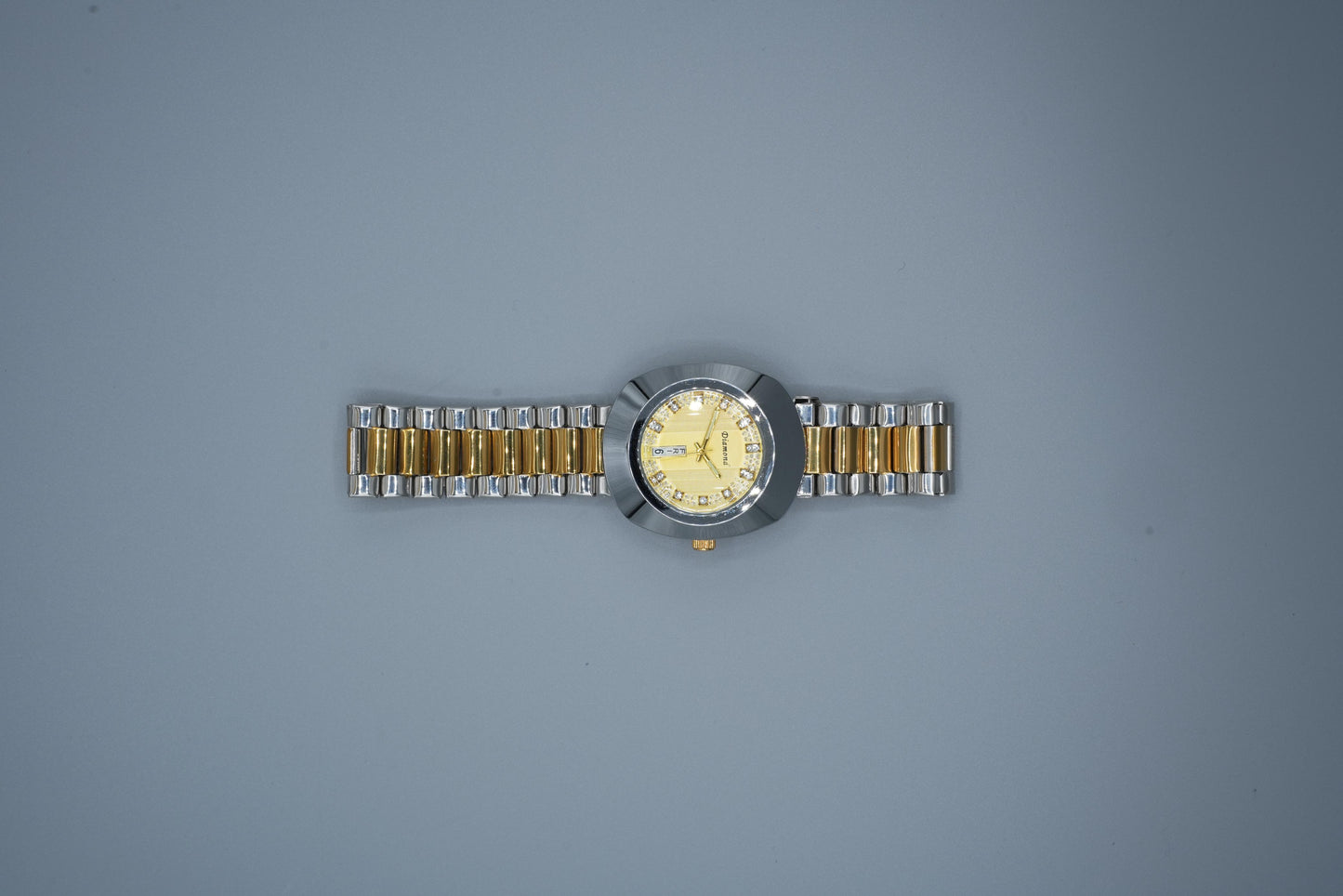 Luxury Diamond Men’s Watch – Two-Tone Gold & Silver Elegant Timepiece