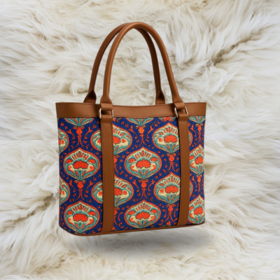 Trendy Multicolor Tote Bag for Women – Stylish Shoulder Handbag with Zigzag Pattern