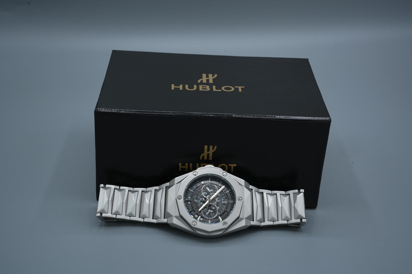 Hublot Luxury Stainless Steel Men's Watch – Premium Skeleton Dial Design