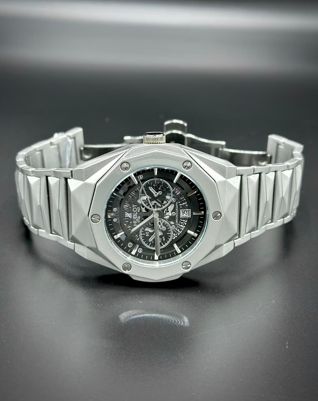 Hublot Luxury Stainless Steel Men's Watch – Premium Skeleton Dial Design
