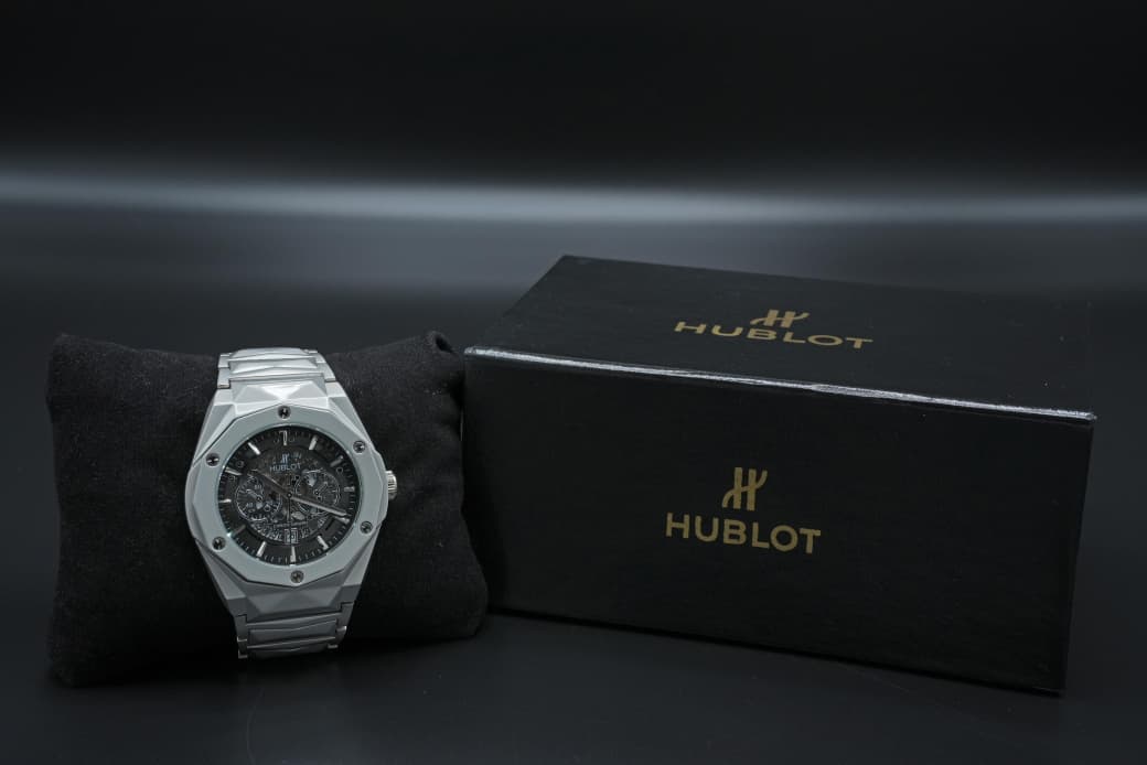 Hublot Luxury Stainless Steel Men's Watch – Premium Skeleton Dial Design