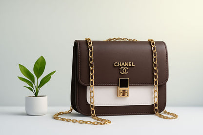 Elegant Navy & White Leather Shoulder Bag with Gold Chain – Designer Style